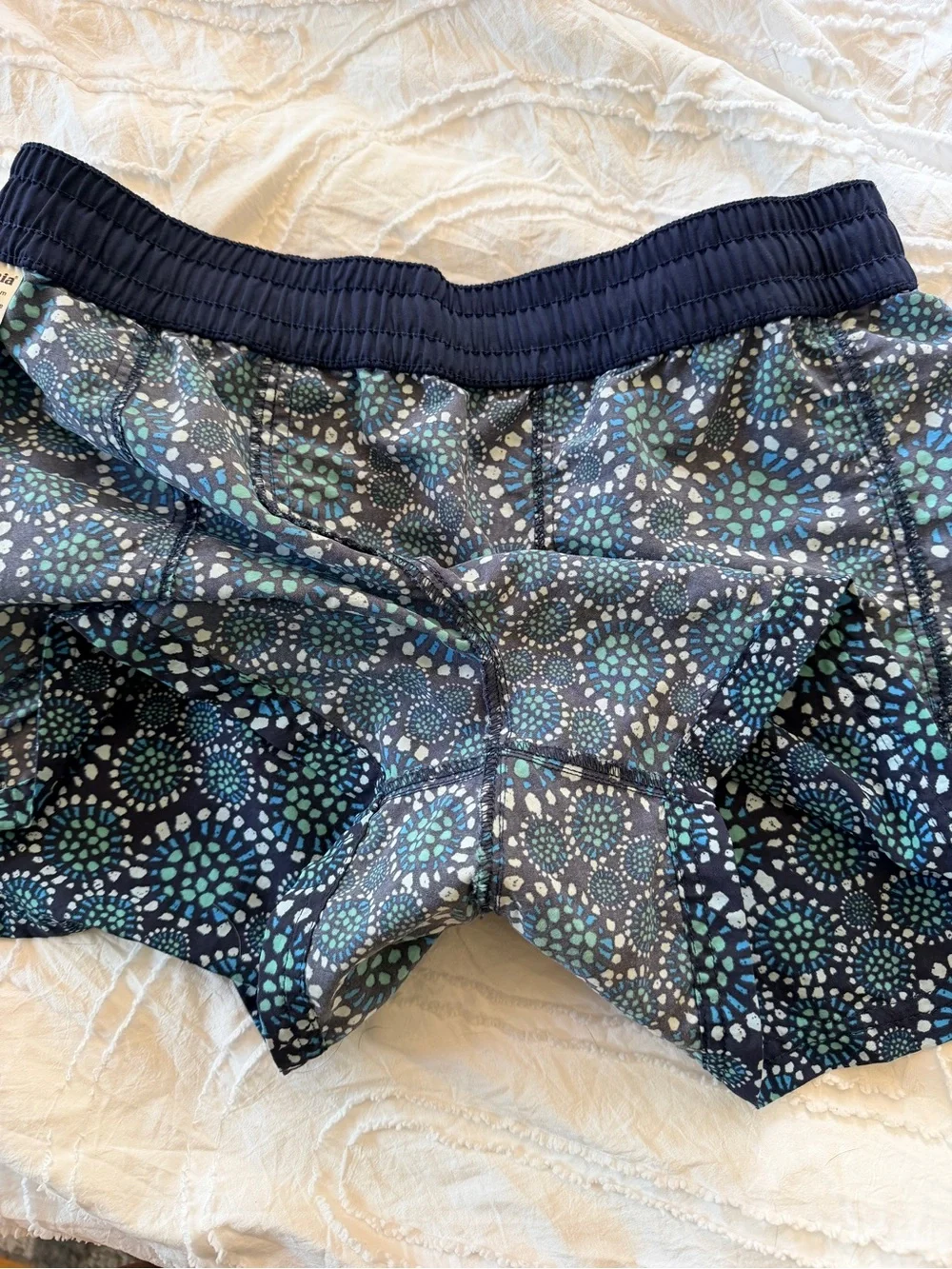 Patagonia Navy Blue Printed Girls XXL Swim Shorts with Teal Accents